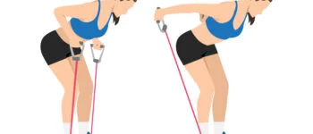Les extensions bilatérales des triceps avec bande élastique